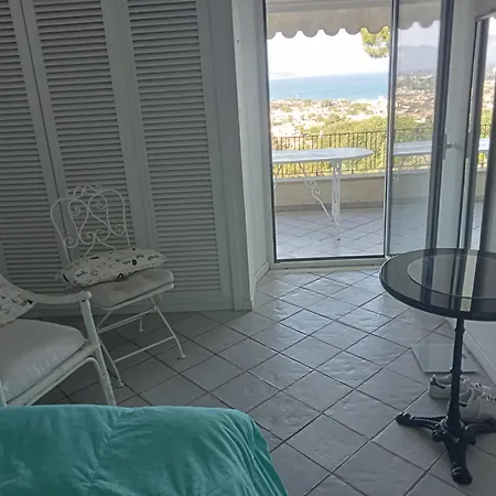 Apartamento Circeo View *